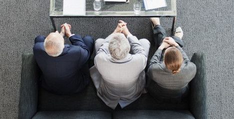 r-JOB-INTERVIEW-large570